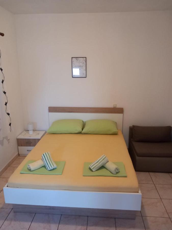 ماكارسكا Studio Apartmani Ravlic المظهر الخارجي الصورة