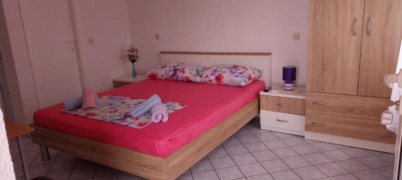 ماكارسكا Studio Apartmani Ravlic المظهر الخارجي الصورة